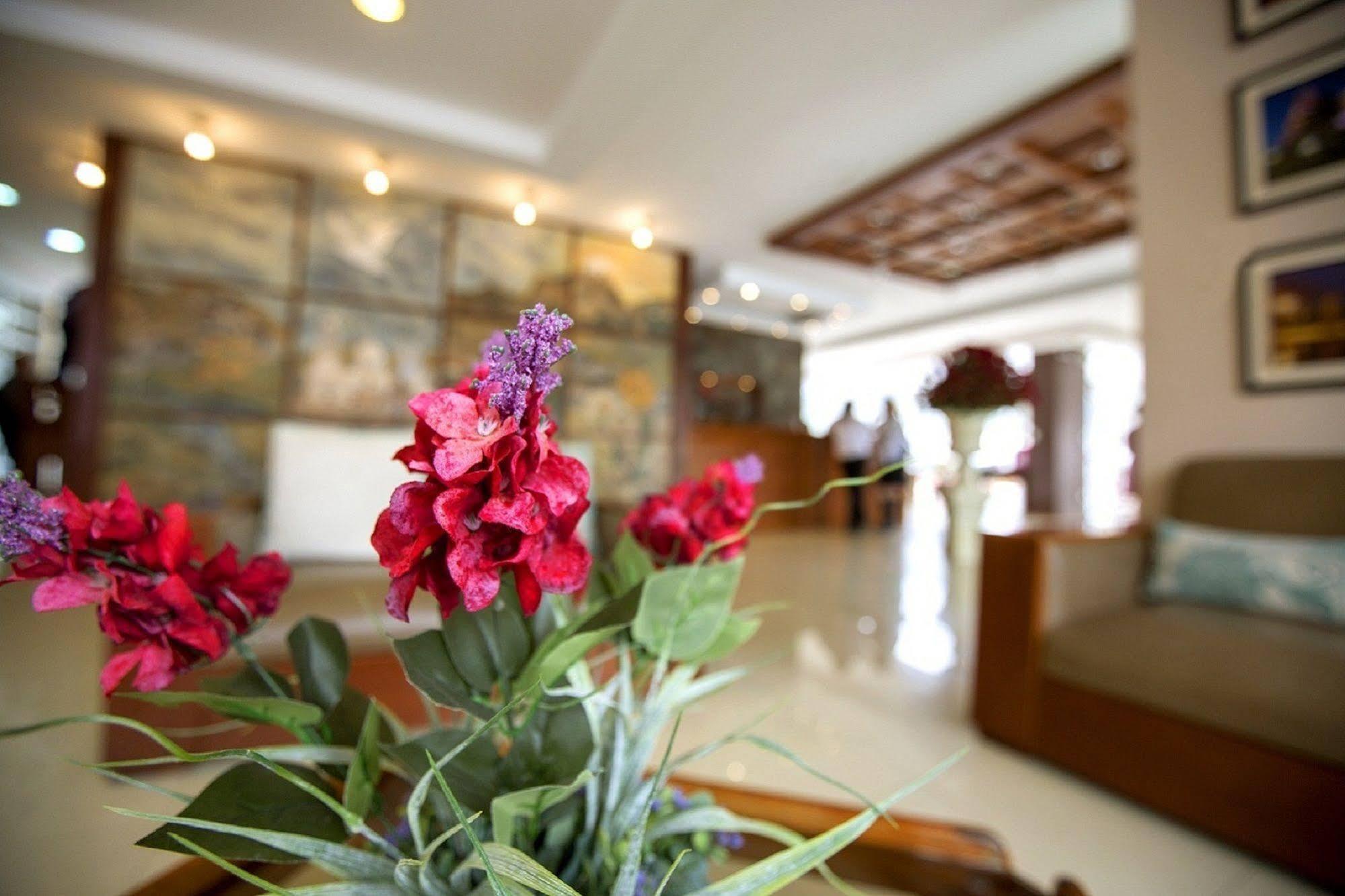 Hotel Амбато Екстер'єр фото