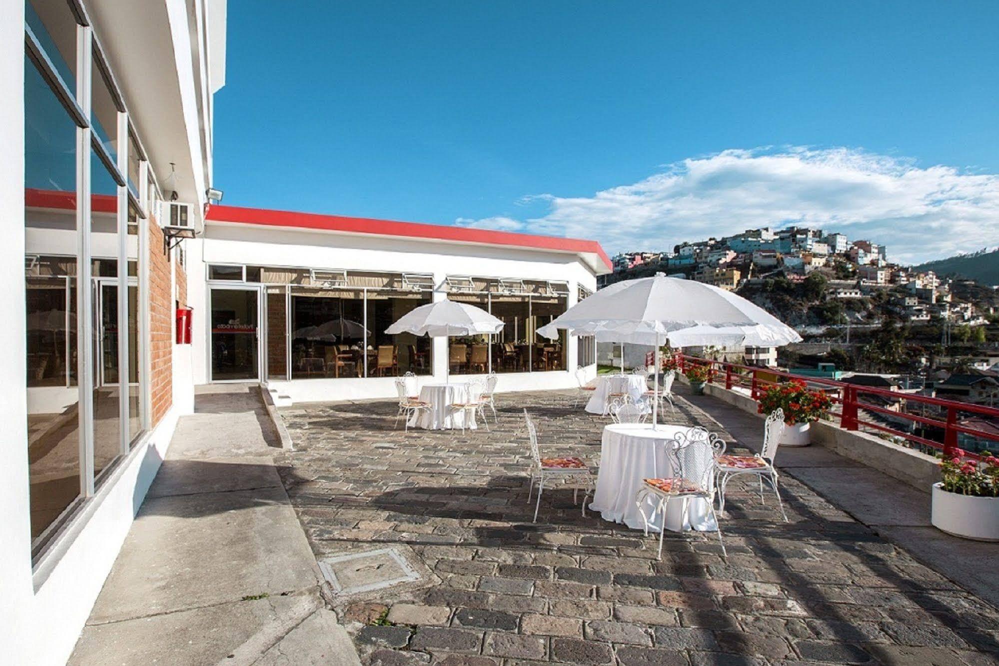 Hotel Амбато Екстер'єр фото