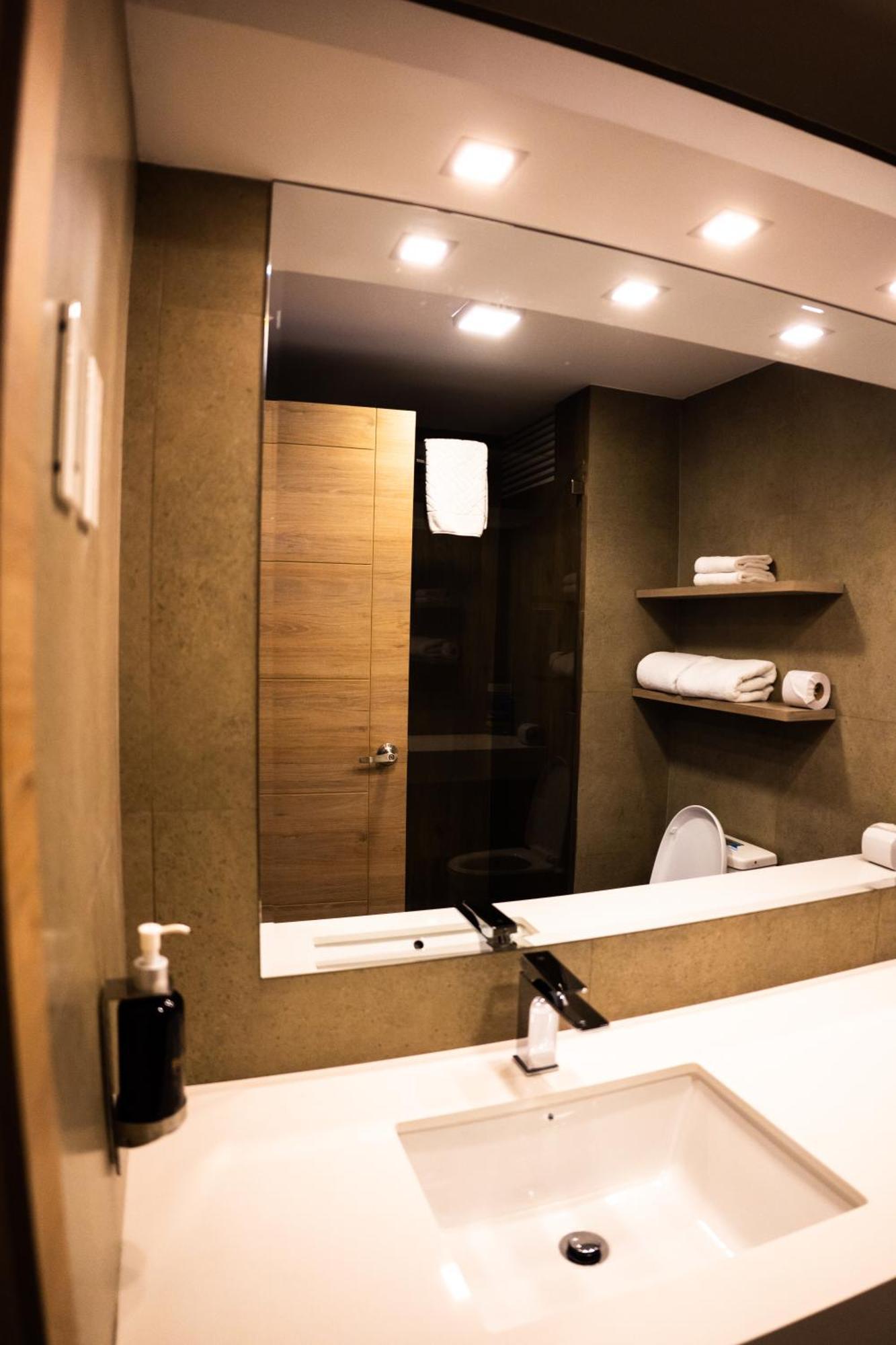 Hotel Амбато Екстер'єр фото