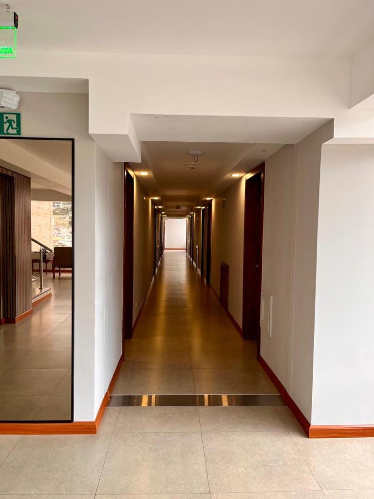 Hotel Амбато Екстер'єр фото
