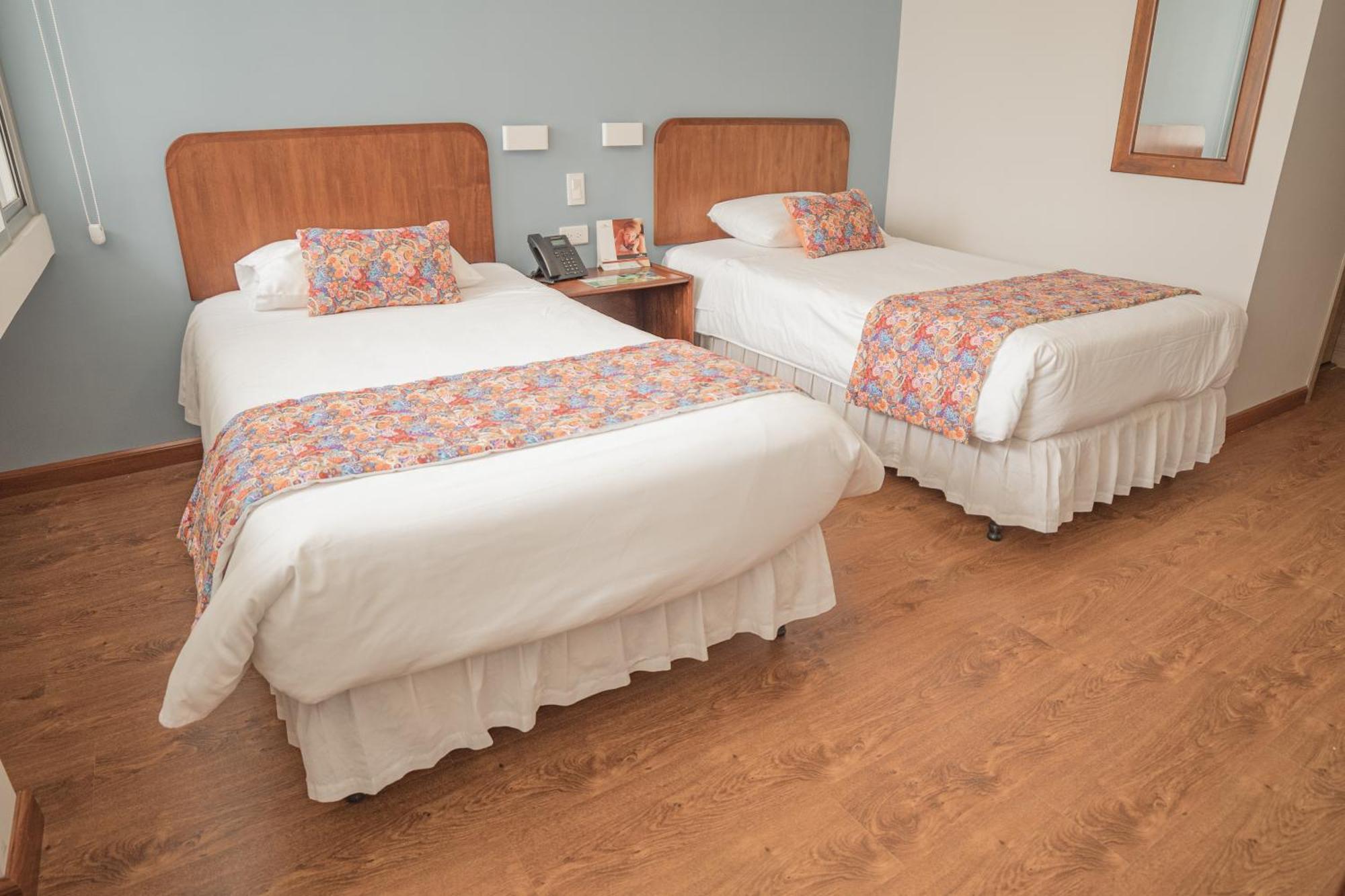 Hotel Амбато Екстер'єр фото
